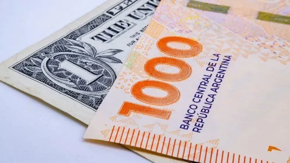 Argentina tiene el salario mínimo en dólares más bajo de la región