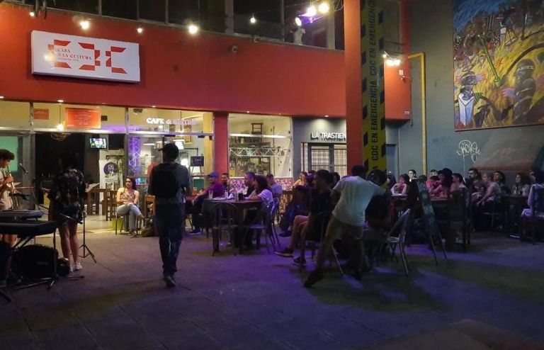 Un reconocido actor visitará Roca en abril: mirá de quién se trata ...