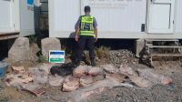 Se quedaron sin el asado de Pascua: policía decomisó más de 300 kilos de carne de faena clandestina