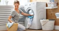 Los trucos caseros para un lavarropas impecable y eficiente