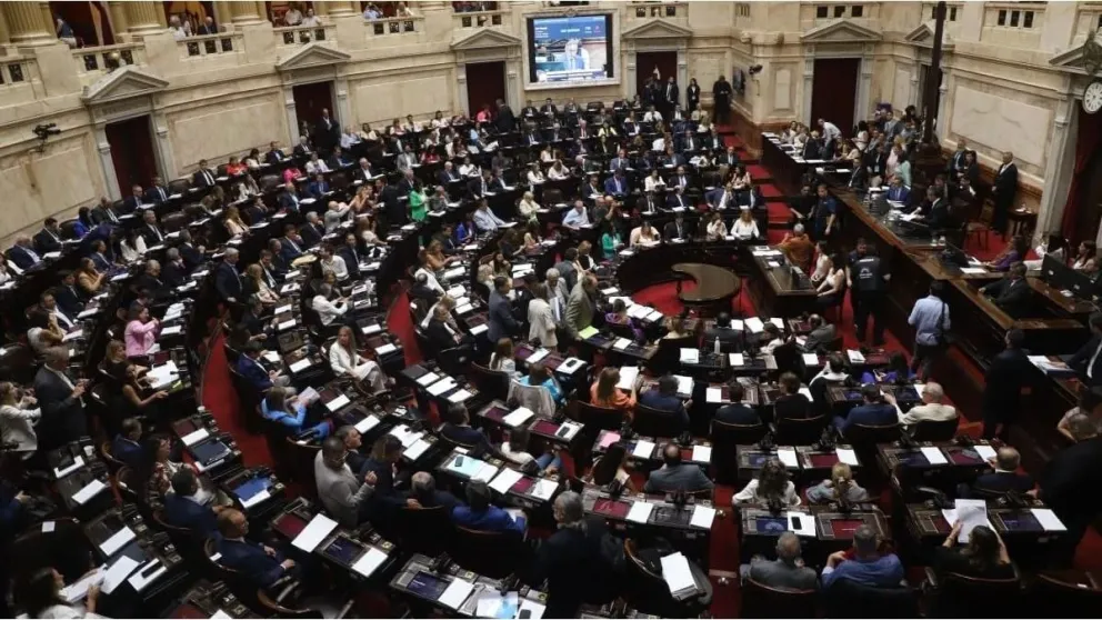 ¿Cuándo avanzará la discusión de la Ley Ómnibus en Diputados?