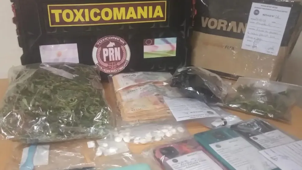 Un doble allanamiento sirvió para desarticular un kiosco de narcomenudeo