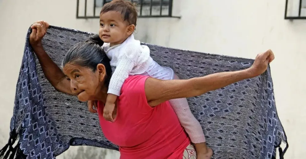 Una historia que conmueve: la bisabuela que se hizo cargo de dos chiquitos cipoleños