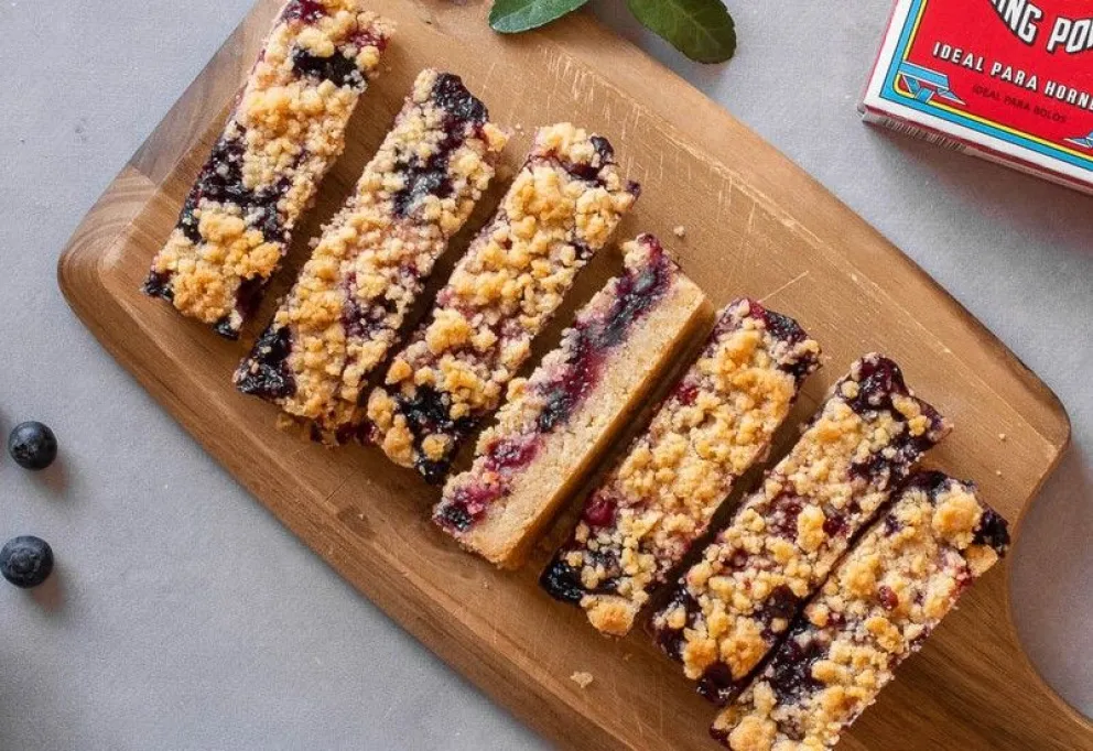 Barritas de cereal sabor frutos rojos, el snack delicioso y fácil de hacer