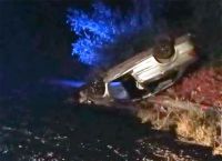 Otro accidente en la Ruta 22: una familia cipoleña volcó en la curva de verani