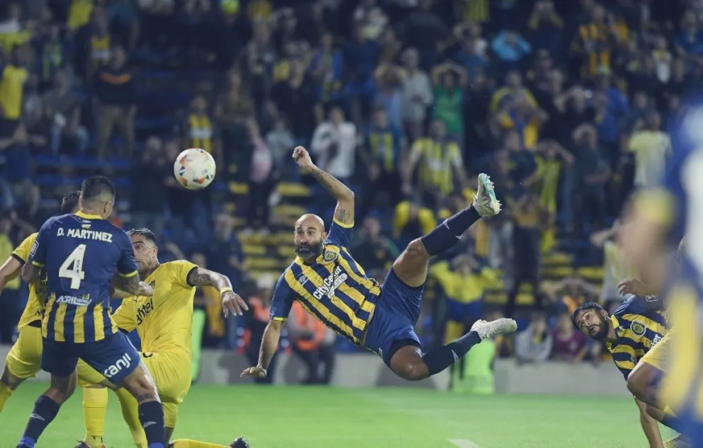 Central se cargó a Peñarol en el arranque copero