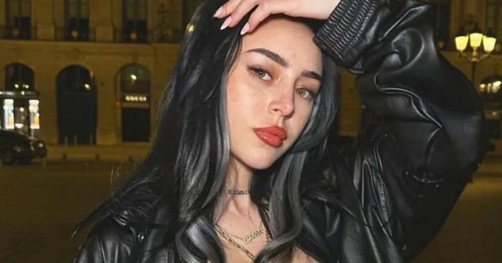 El impactante look de Nicki Nicole en las playas de Colombia