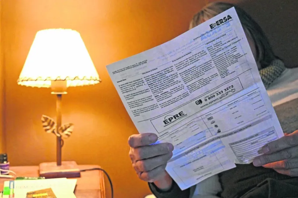 Tarifazo de Milei a la electricidad en Río Negro