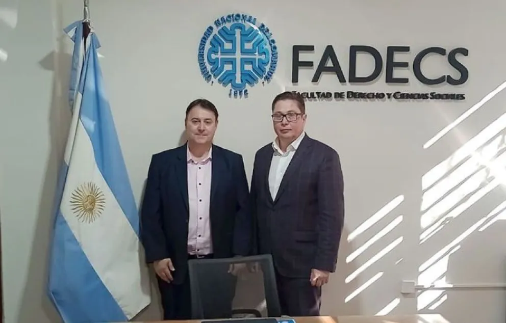 El rector de una Universidad rusa visitó la Fadecs 