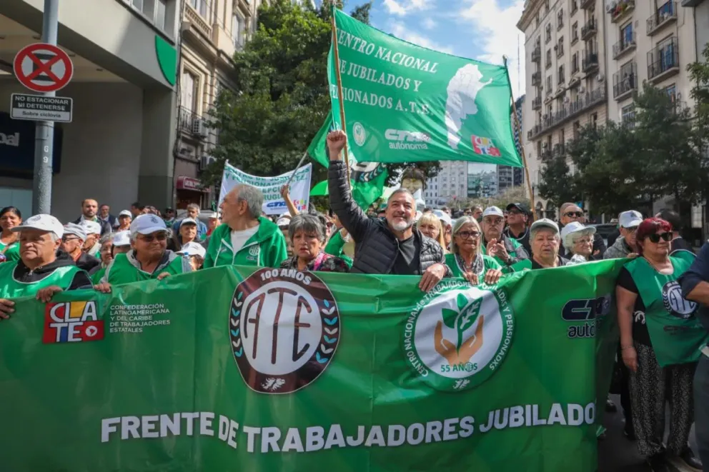 Para Aguiar "Milei está enfermo de odio"