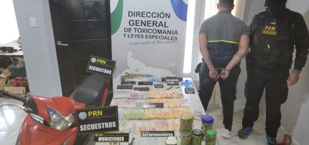 Desarticulan banda narco en la región: se incautó droga, más de $200.000, un arma de fuego y una motocicleta
