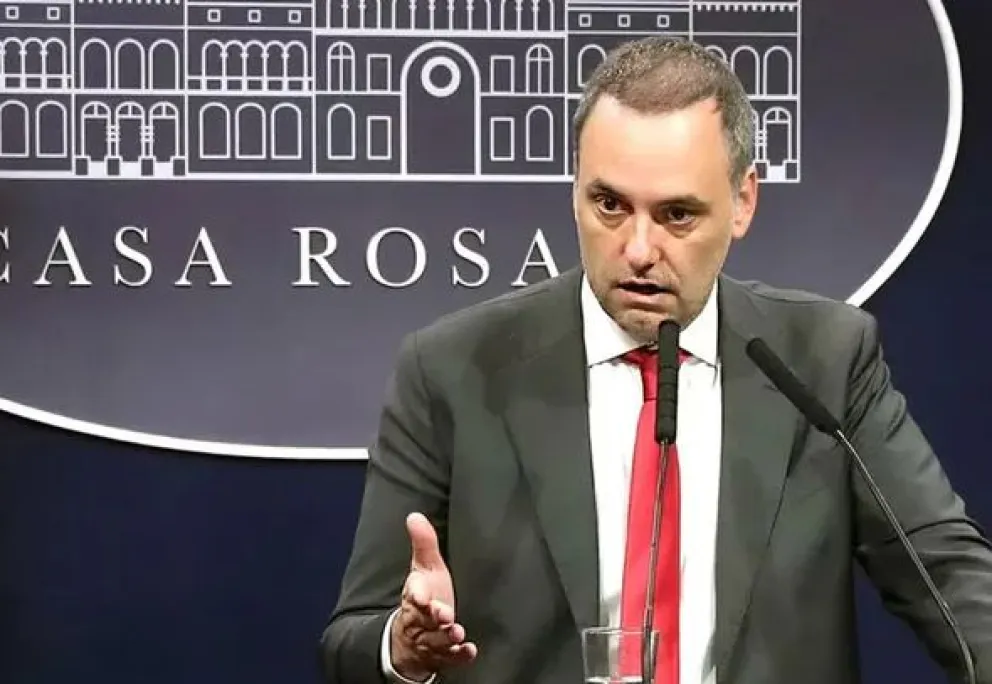 Recorte brutal en el Ministerio de Salud: despiden a "la planta política"