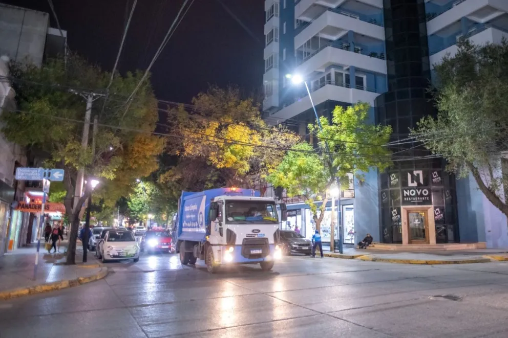 La suspensión de 30 trabajadores afectaría el servicio de recolección de residuos en toda la ciudad. Foto: archivo