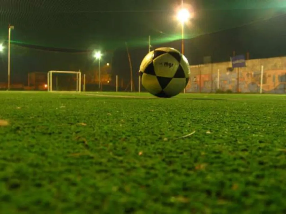 ¿Sos mayor de edad y querés entrenar fútbol? Mirá los horarios 