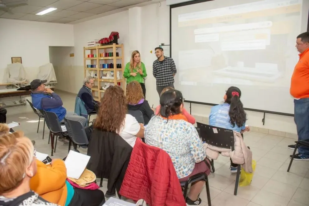 Cursos gratuitos de informática en el Punto Digital de Roca: Conoce como participar