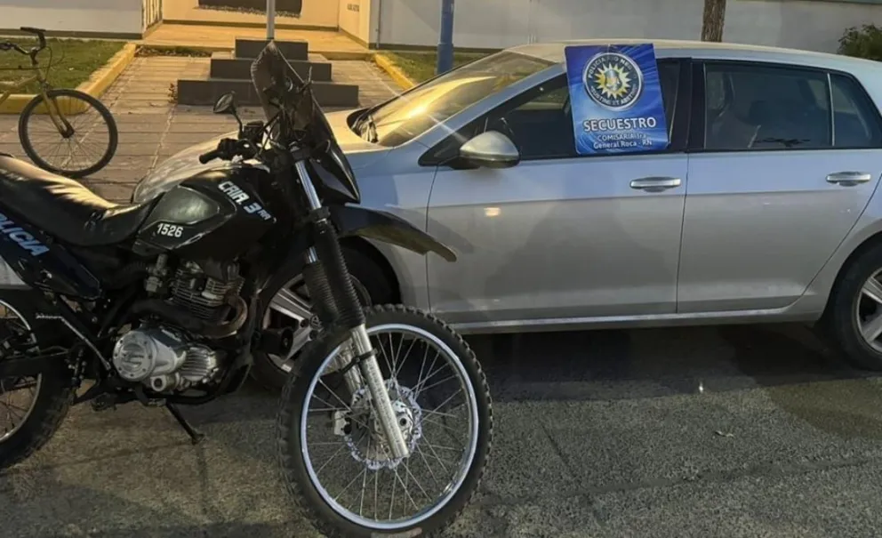 No paso el control: Circulaba en un auto robado por Roca y la encontraron