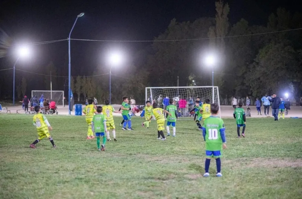 Inauguraron nuevas canchas en el Centro Deportivo Municipal de Zona Norte