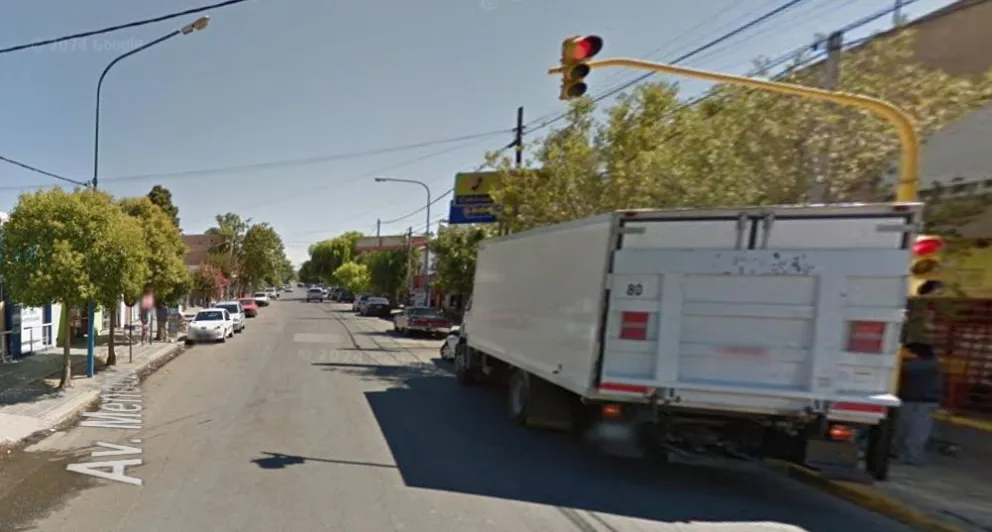 Un policía de civil logró frustrar el robo a un camión de heladerías 