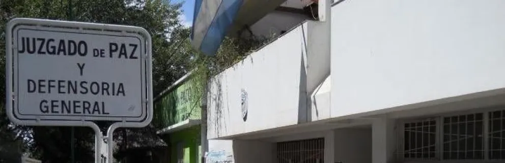 Adolescente del Alto Valle enfrenta medidas judiciales tras amenazar a su ex con revelar fotos privadas