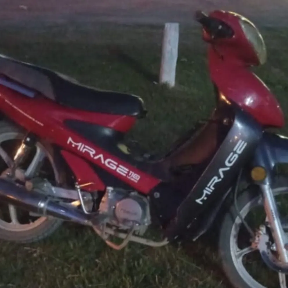 Se robaron dos motos y dejaron una tirada en un baldío porque se les quedó sin nafta