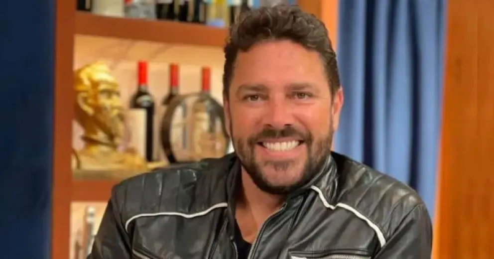 Matías Alé, enamorado y feliz junto a Martina