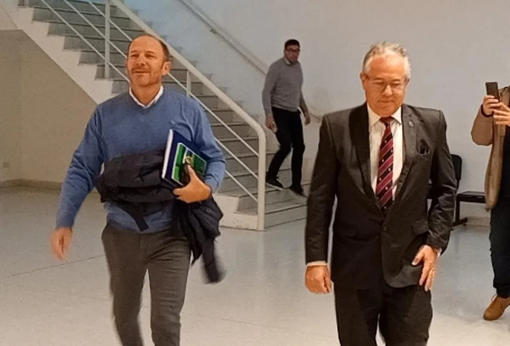 Caso Gatti: Uno de los peritos no aguantó y tuvo que retirarse ante la reproducción de imágenes de abuso de menores