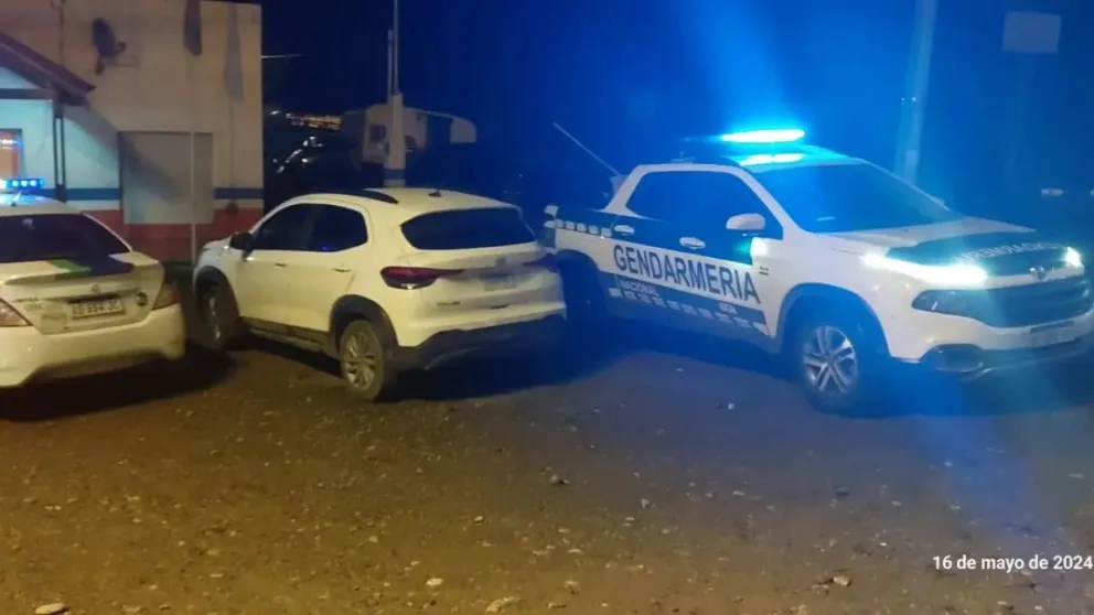 Detuvieron en Ruta 22 a un extranjero que circulaba indocumentado, armado y con drogas