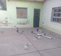 Denuncias ataques vandálicos contra una escuela de Roca