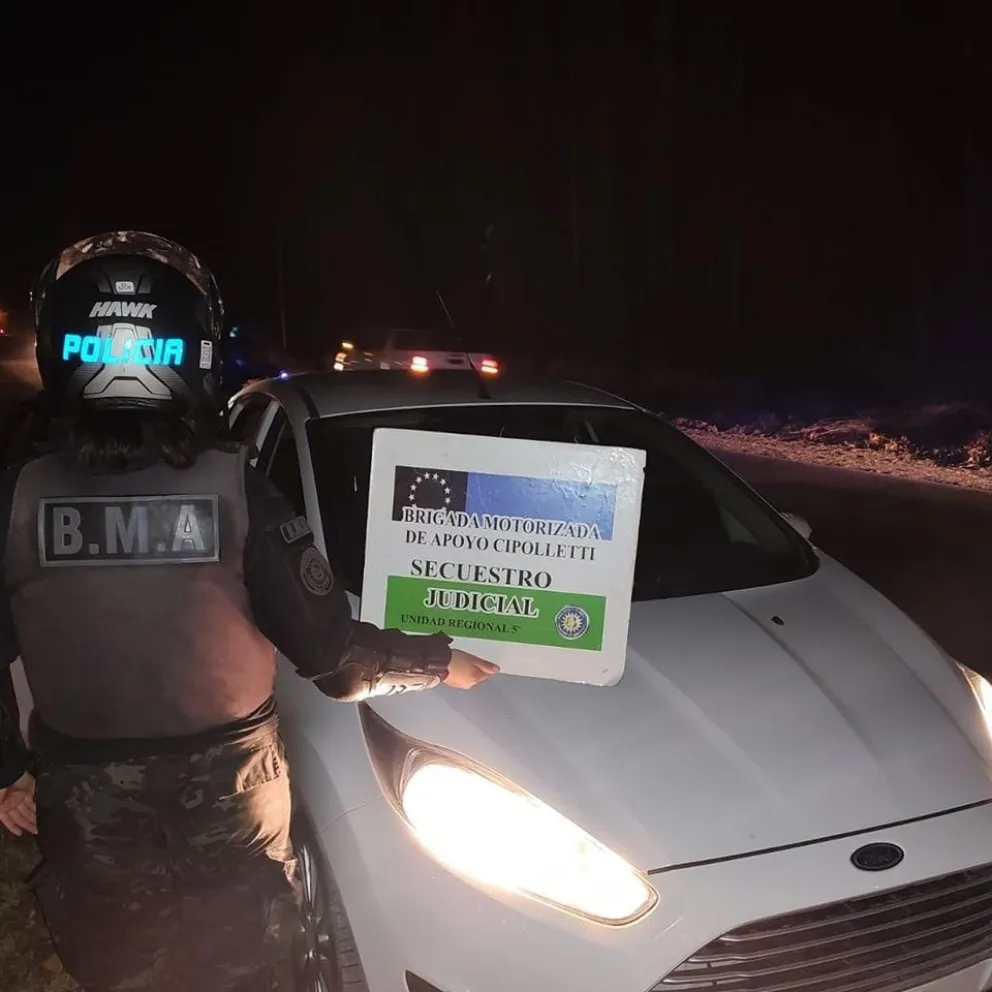 Se escapaban en un auto con pedido de secuestro y fueron detenidos sobre Ruta 65 