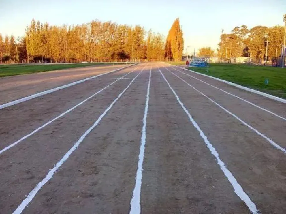 Culminó con éxito el torneo de atletismo organizado por la escuela “Correcaminos”