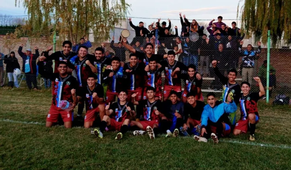 Se definió la fase regular de la Liga Confluencia y así quedaron los cuartos de final 