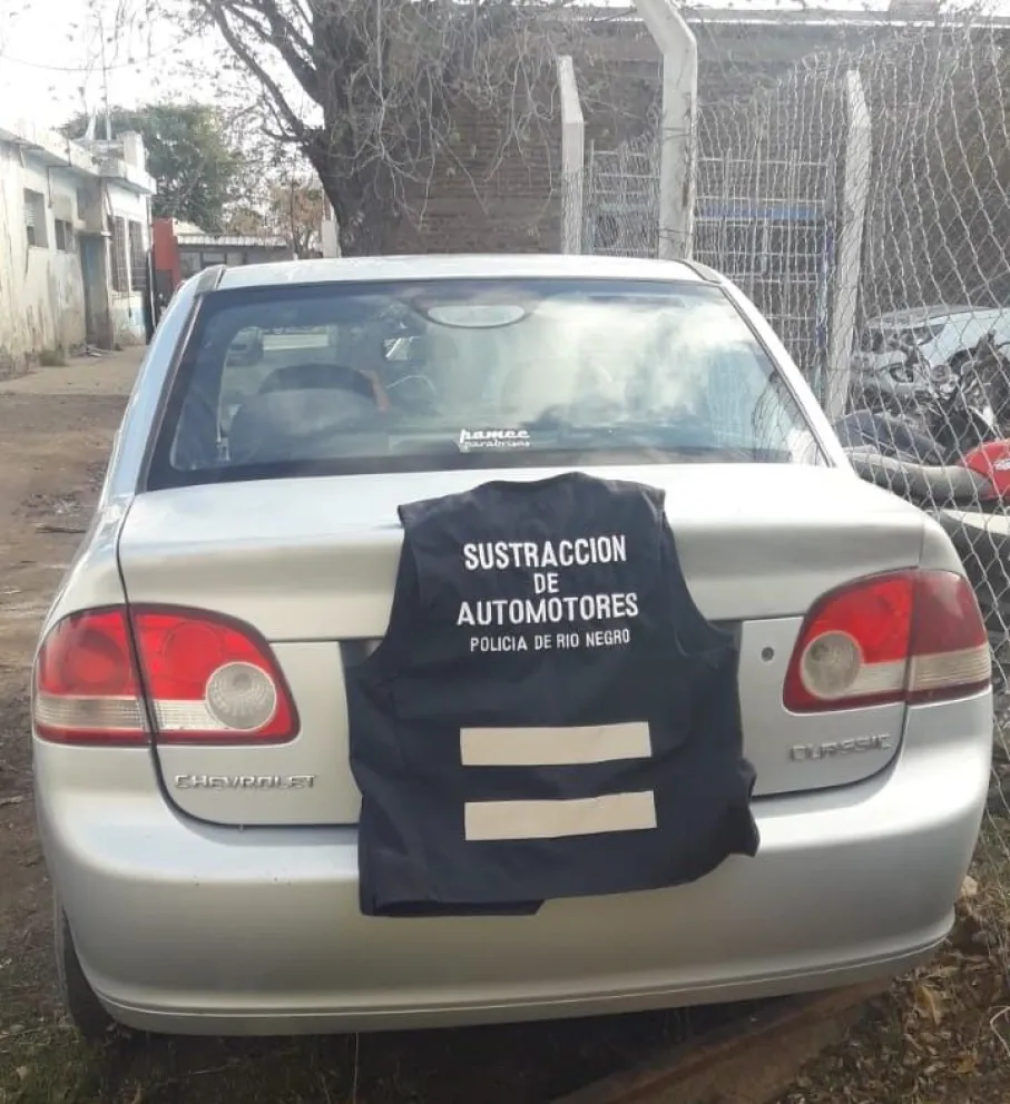 Sorpresa desagradable: Fue a verificar el auto y tenía pedido de secuestro en el Alto Valle