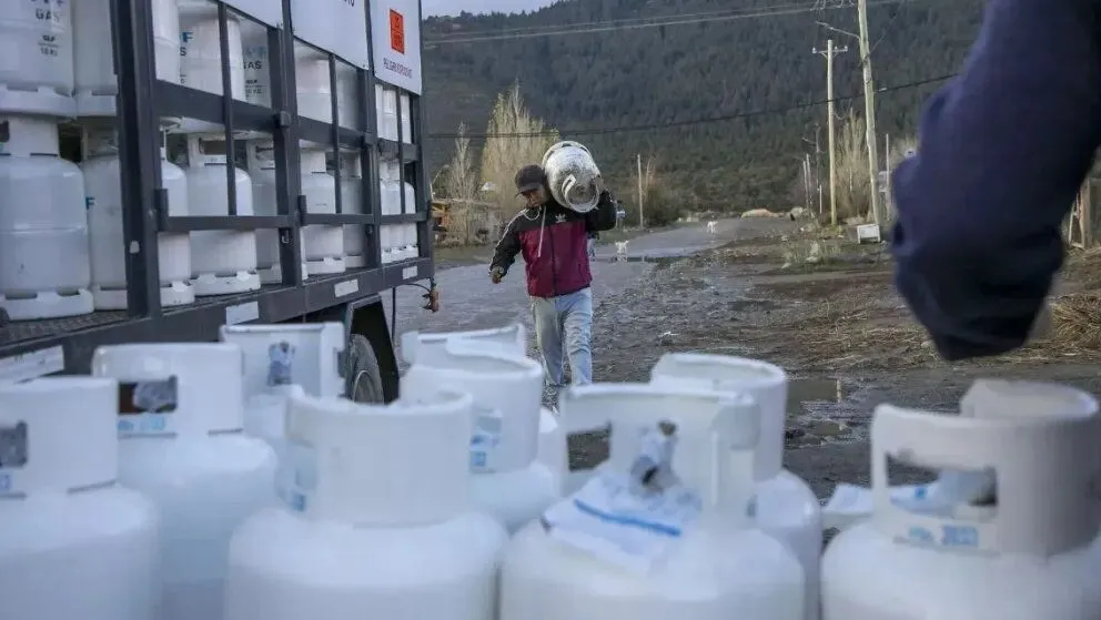 Río Negro garantiza el bienestar de las familias con el Plan Calor Garrafas