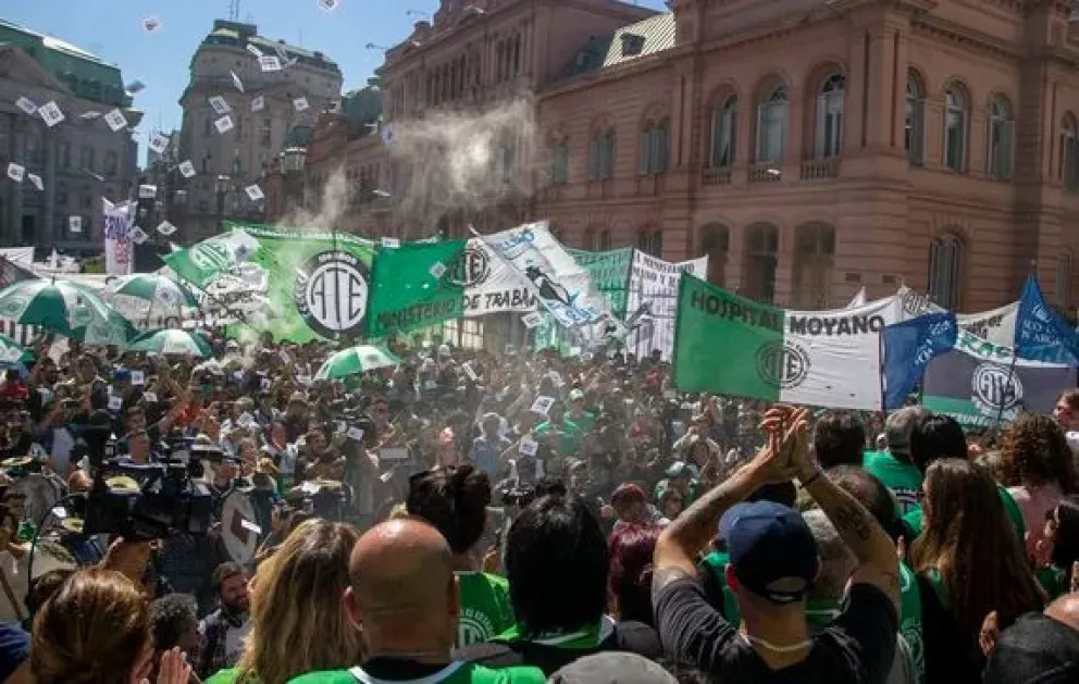 Milei prometió 75 mil despidos más en el sector público