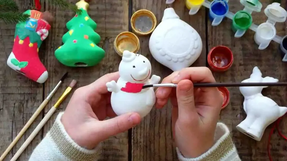 Se viene un taller de Porcelana fría en la UNCo de Roca 