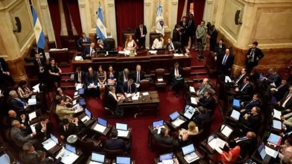 El Gobierno logró quorum para tratar la Ley Bases: a qué hora se hará la votación