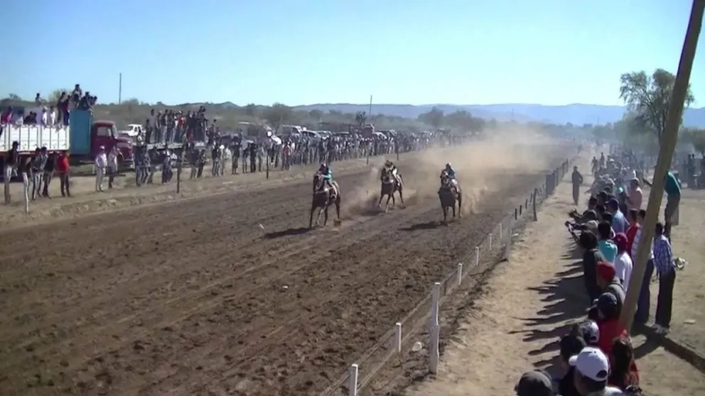 Tiene prohibido asistir a las carreras de caballos hasta que pague la cuota alimentaria 