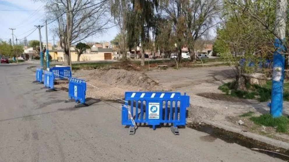 A tener cuidado: Se están realizando múltiples arreglos y aperturas de calles en Roca