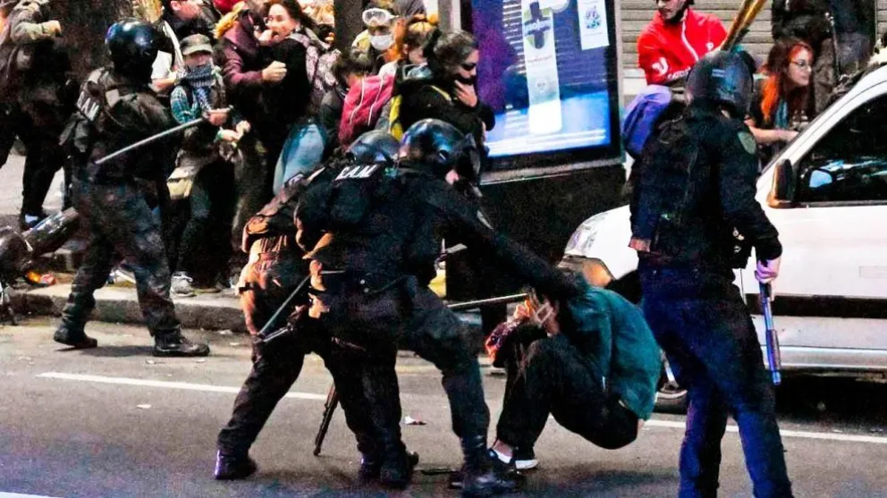 Liberaron a 11 de las 16 personas que siguen detenidas tras la represión en el Congreso