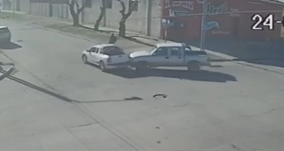 Dos vehículos protagonizaron un choque en calle Villegas
