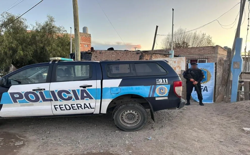 Una mujer quedó detenida tras un allanamiento por venta de droga en Barrio Nuevo