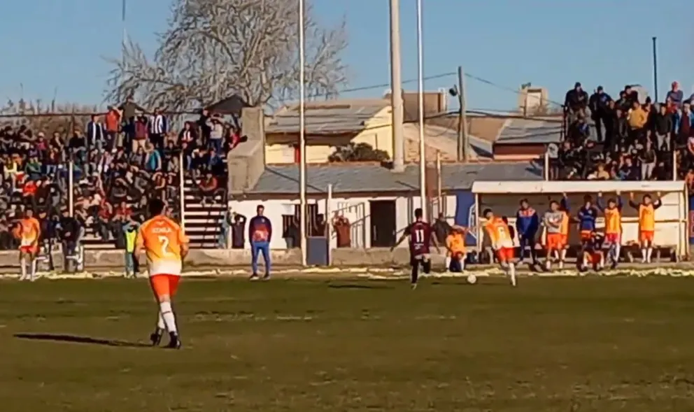 El clásico roquense no tuvo definiciones y habrá que esperar a la revancha
