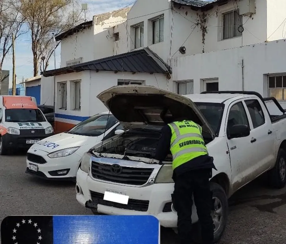 Recuperaron una camioneta "melliza" que circulaba con pedido de secuestro