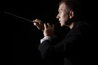 Reconocido director de orquesta y músico brasileño brindará una master class en Roca