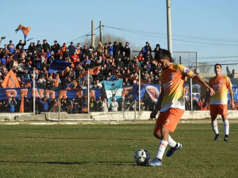 Liga Confluencia: Deportivo Roca y Argentinos del Norte definen el campeón de la Copa de Plata 