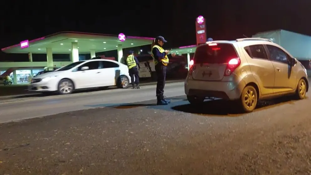 La policía realiza intensos operativos para frenar la ola delictiva en Allen