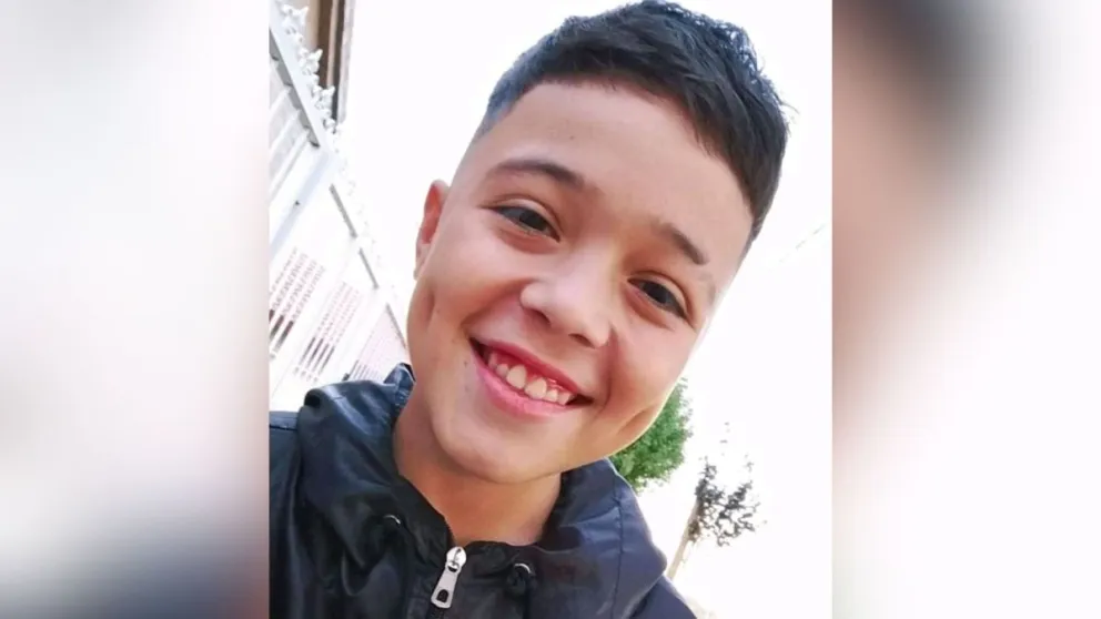 Una madre busca mejorar la calidad de vida de su hijo con hipoacusia: ¿cómo ayudarlos?