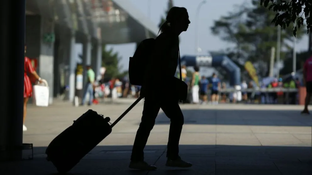 "Ha sido una pesadilla": Un grupo de rionegrinos quedó varado en Escocia por una estafa turística 