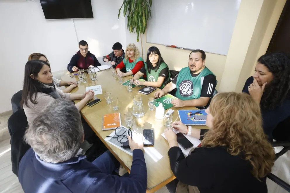 ASSPUR declaró insuficiente la oferta para el sector de salud y coincidió con ATE en algunos pedidos