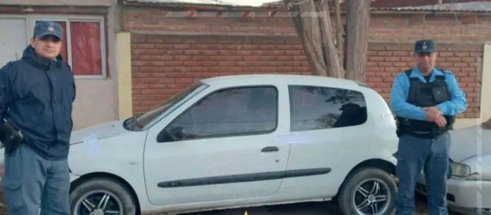 ¡Lo buscaba la justicia!: Efectivos policiales secuestraron un vehículo con pedido de captura